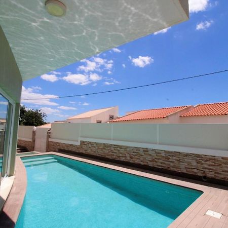 Boliqueime Amazing Villa With Pool By Homing Buitenkant foto