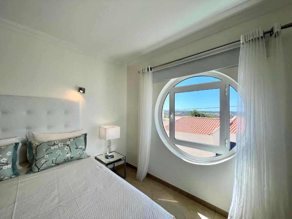 Boliqueime Amazing Villa With Pool By Homing Buitenkant foto