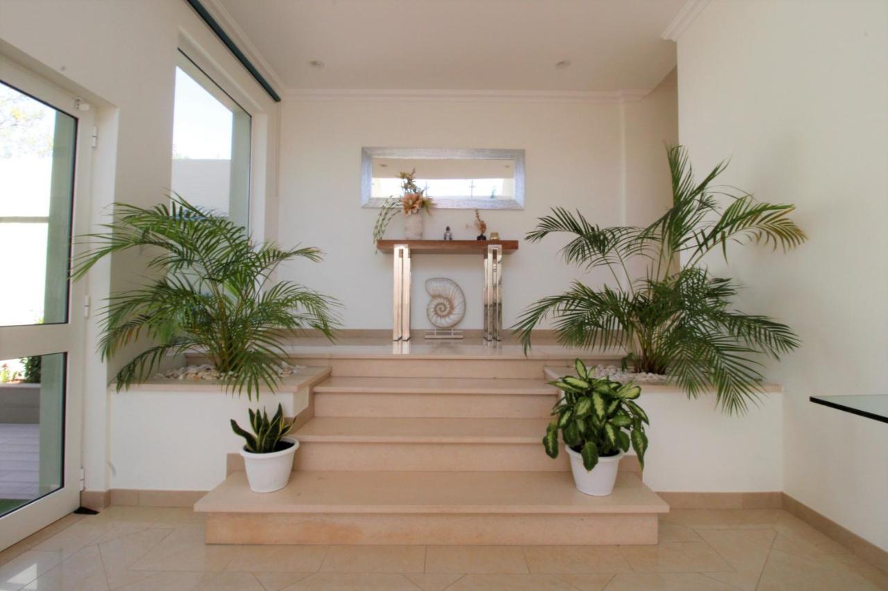 Boliqueime Amazing Villa With Pool By Homing Buitenkant foto