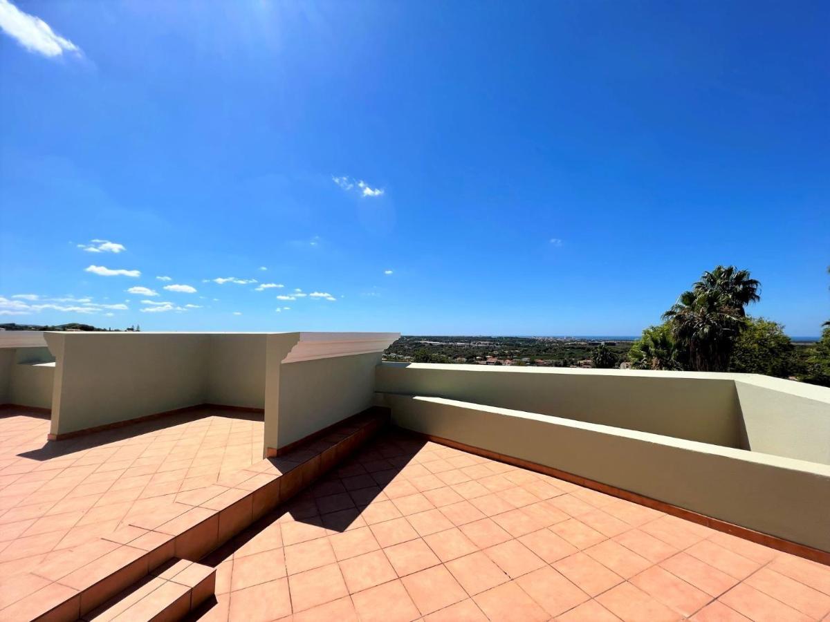 Boliqueime Amazing Villa With Pool By Homing Buitenkant foto