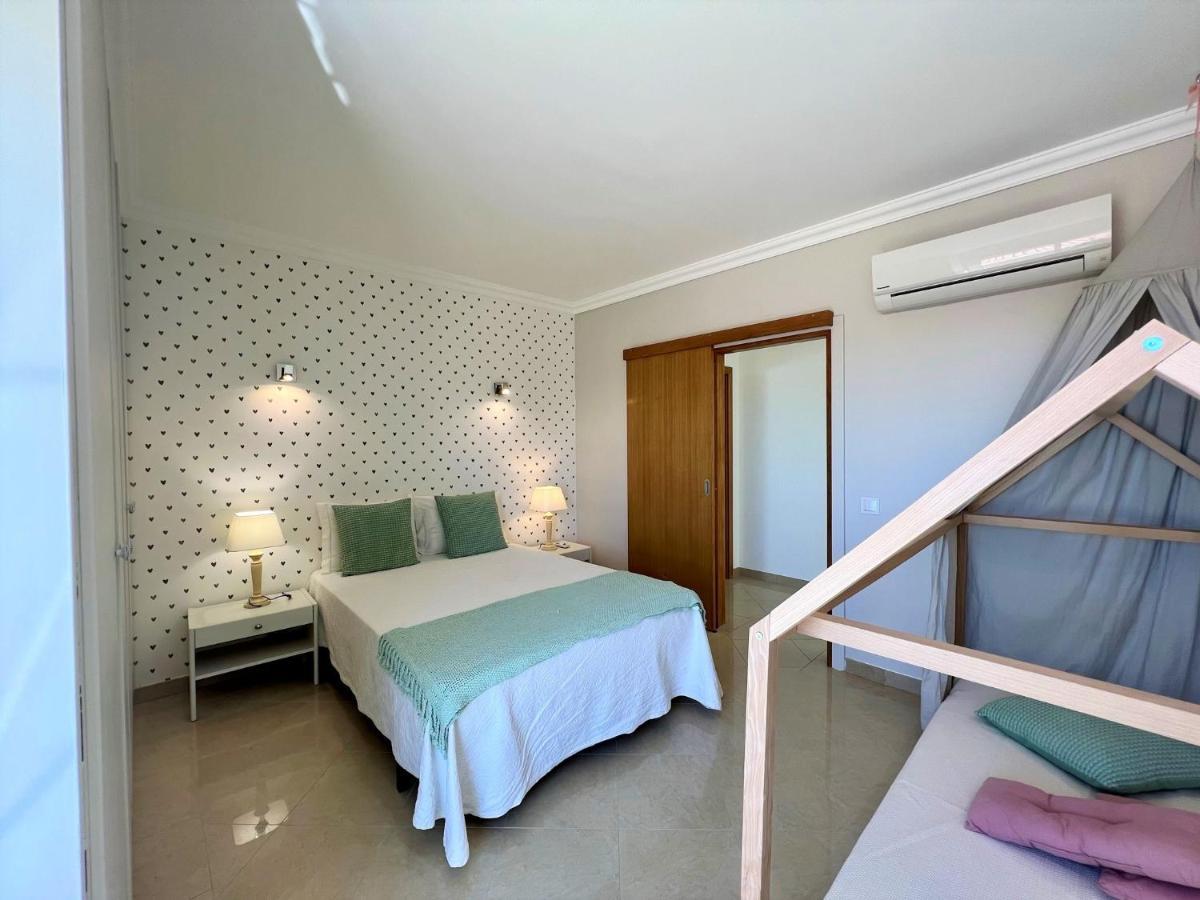 Boliqueime Amazing Villa With Pool By Homing Buitenkant foto