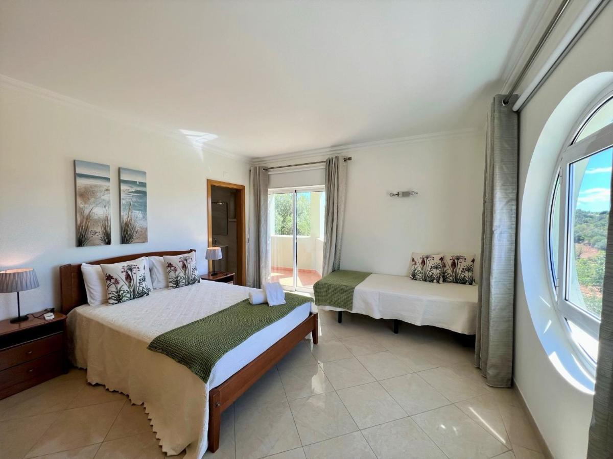 Boliqueime Amazing Villa With Pool By Homing Buitenkant foto